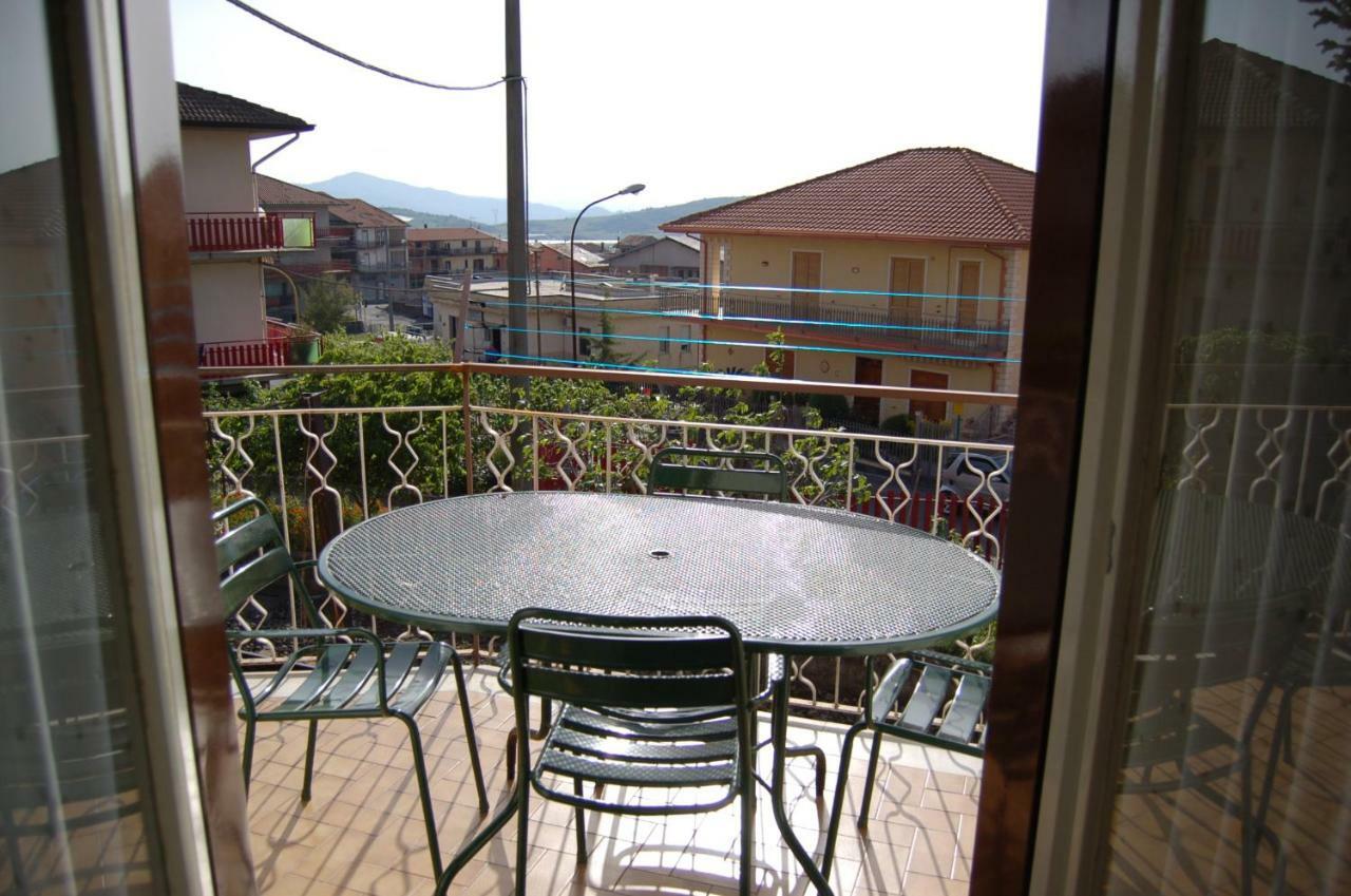 Appartamento Turistico Rosina Etna Maletto Esterno foto