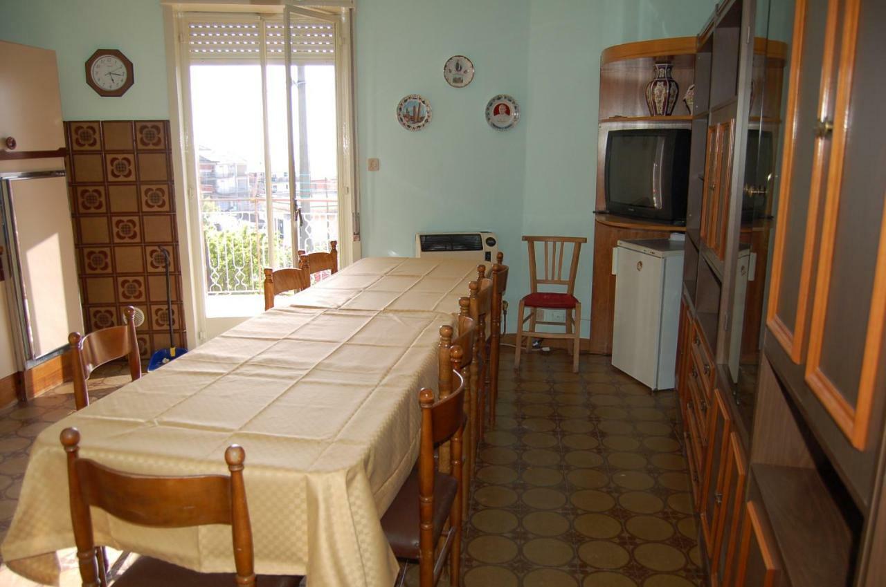 Appartamento Turistico Rosina Etna Maletto Esterno foto
